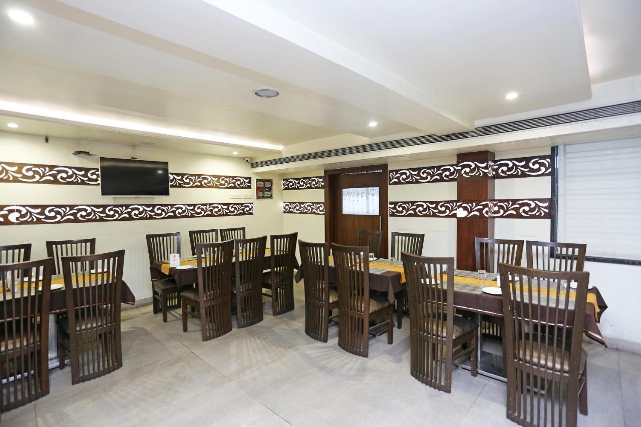 Oyo 6359 Hotel Mezbaan Regency Raipur  Exterior photo