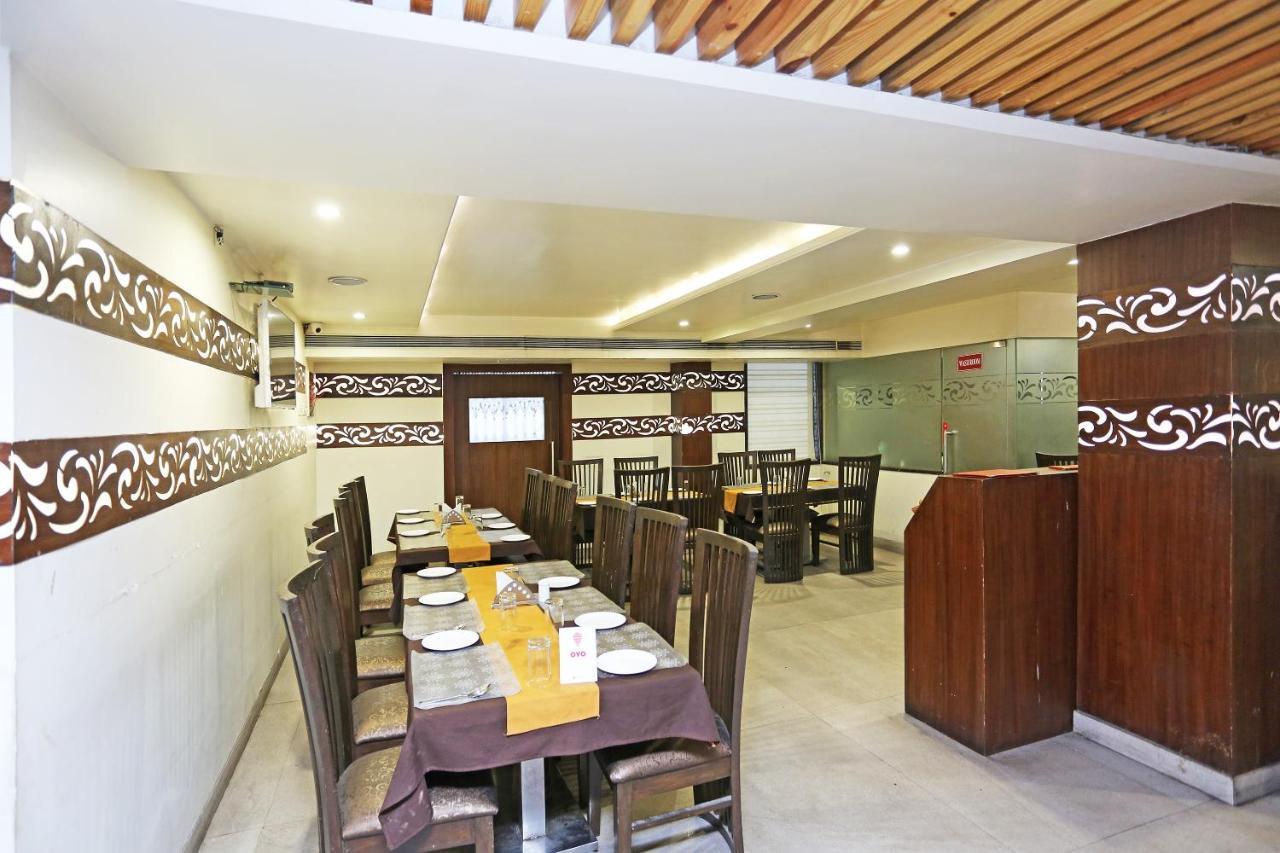 Oyo 6359 Hotel Mezbaan Regency Raipur  Exterior photo